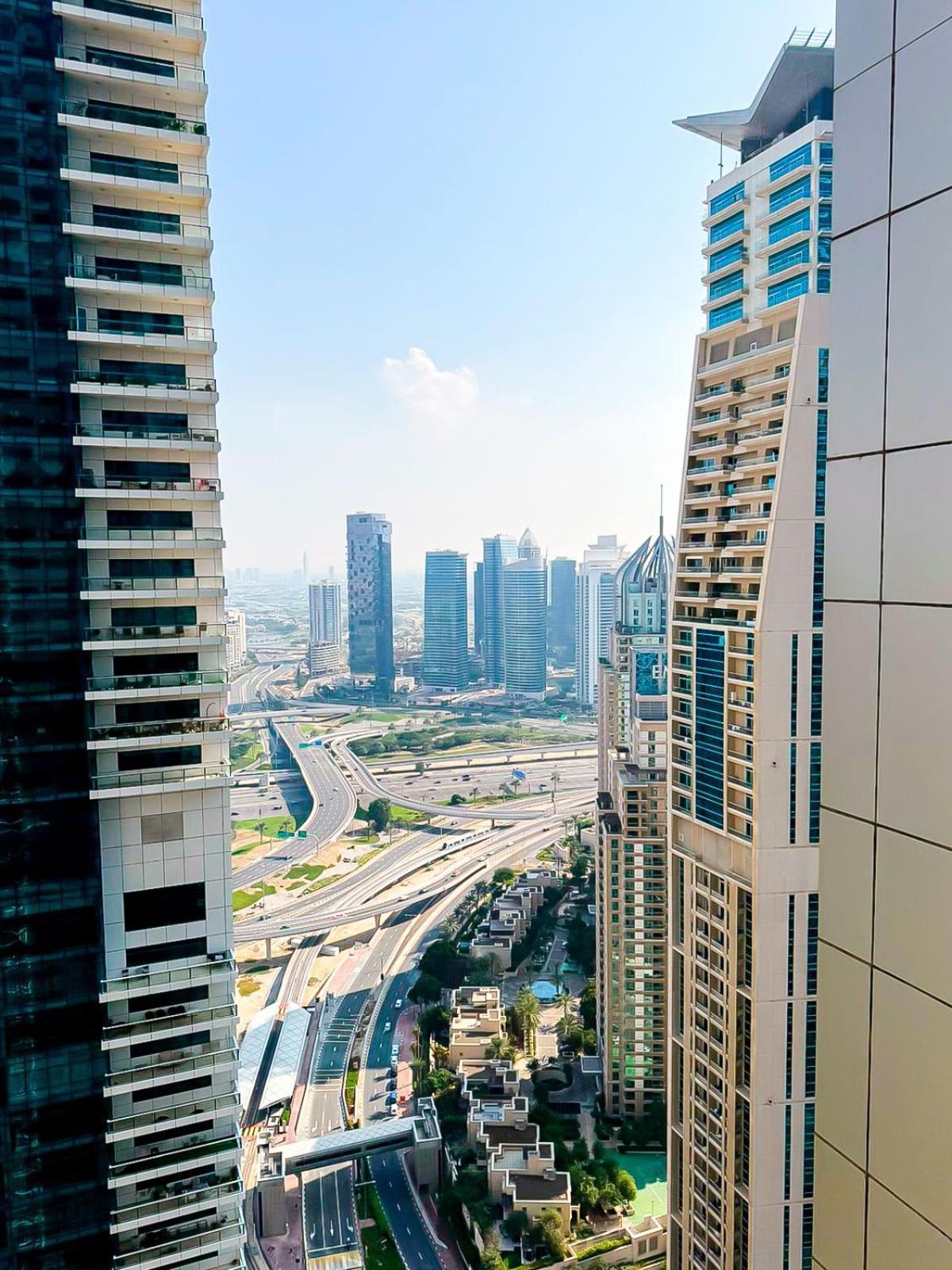 Dubai Marina - Marina Pinnacle Tower Exterior photo